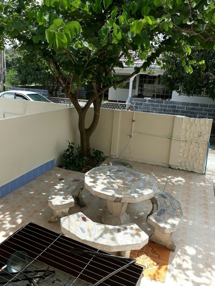 Mae Rampung Beach House 2