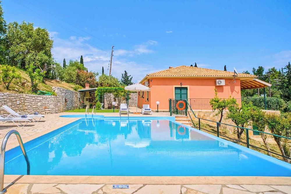 Villa Athina Kerasia