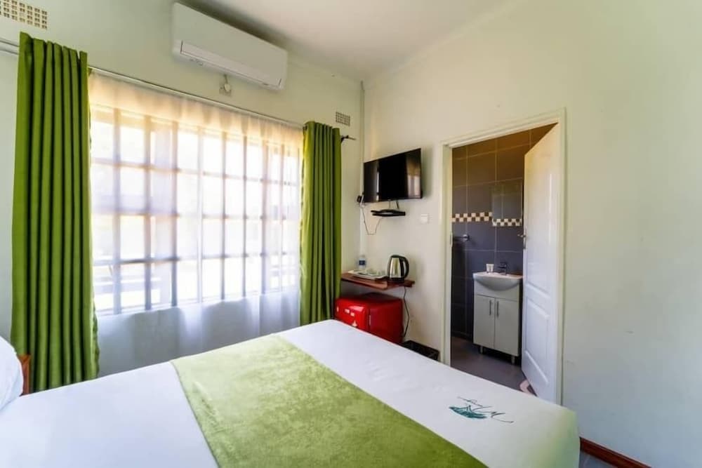 Murugare Lodge