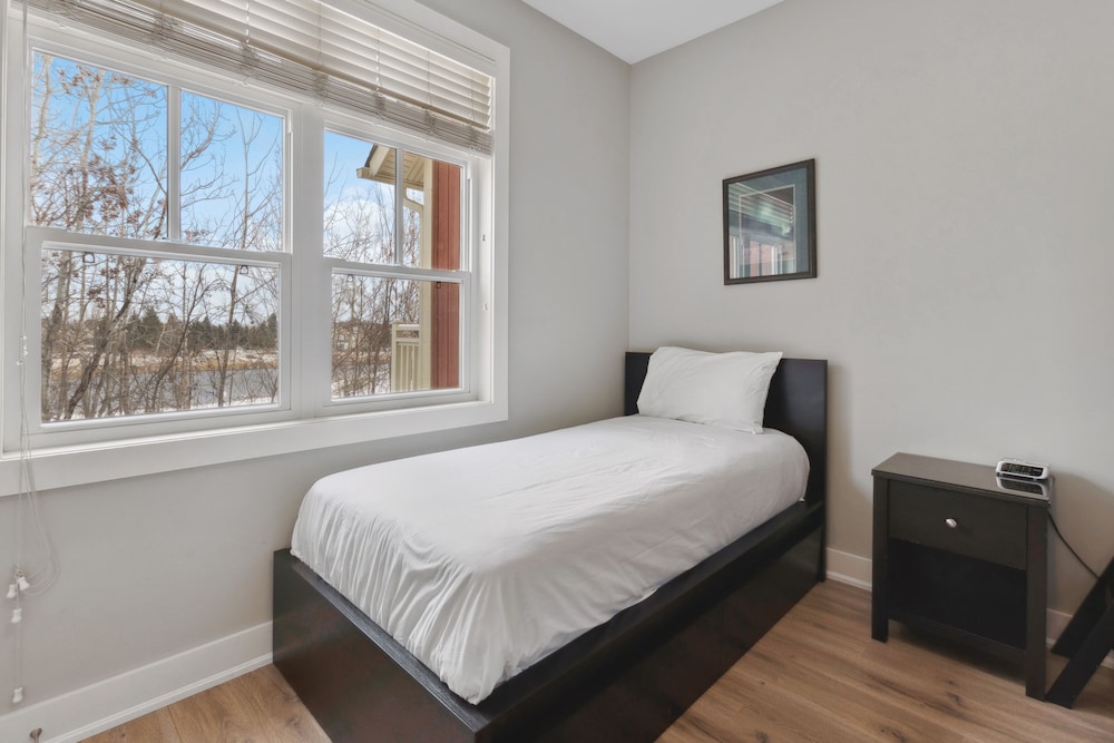 Rivergrass Condos