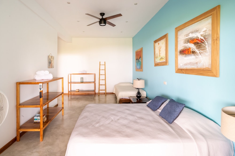 Vista Naranja Ocean View House