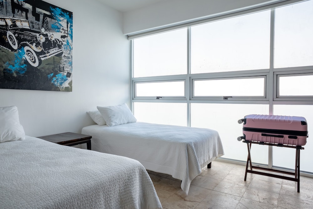 Magia Playa Penthouse 2d 3 Bedroom Condo