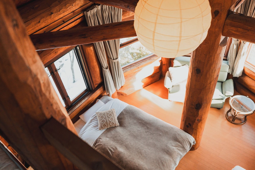 Hakuba Log Hotel Meteor