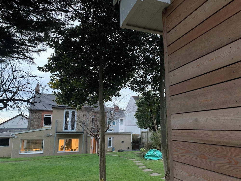 Y Caban-the Cabin-1 Bed-sleeps 2-parking-fast Wifi