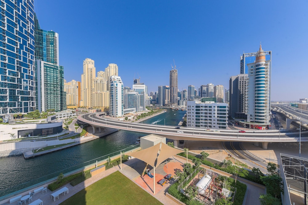 EDEN'S Homes & Villas - 52/42 Emaar