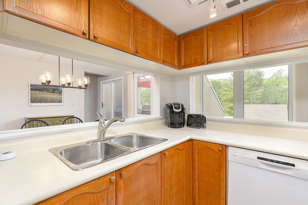 Wintergreen Condos