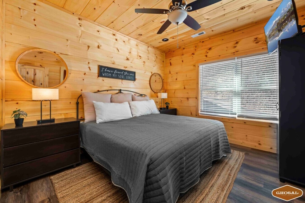 Twin Summit Resort