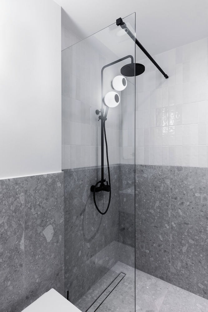 MoRe by Zoia Living