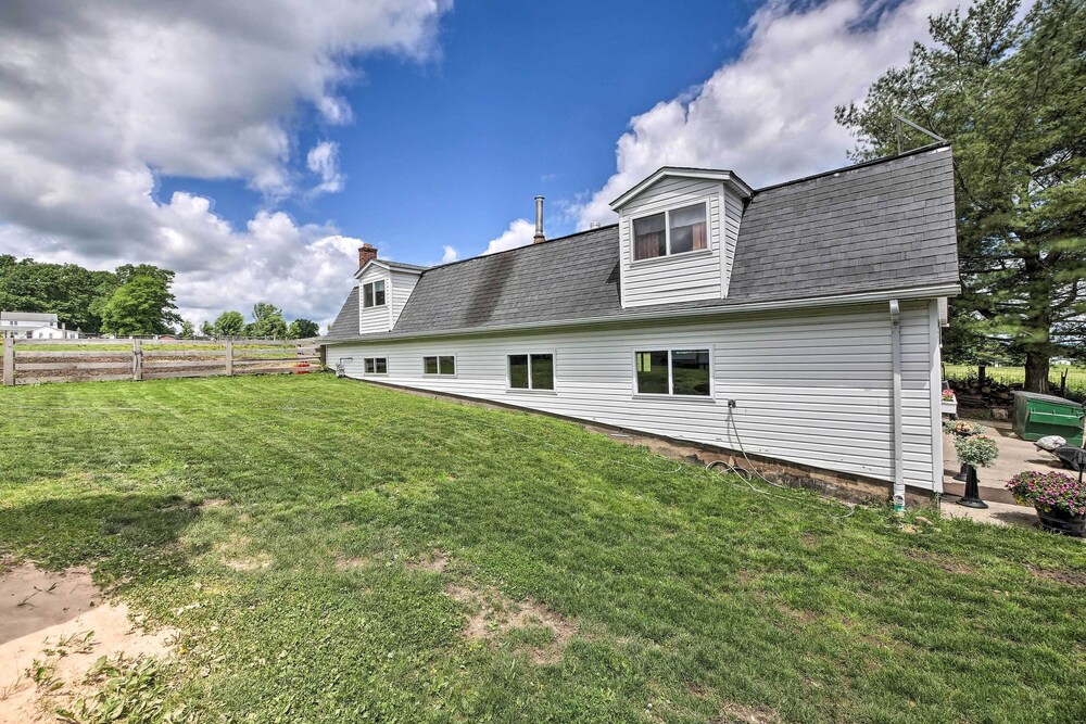 Loft Unplugged w/ Outdoor Space in Amish Country! view 3