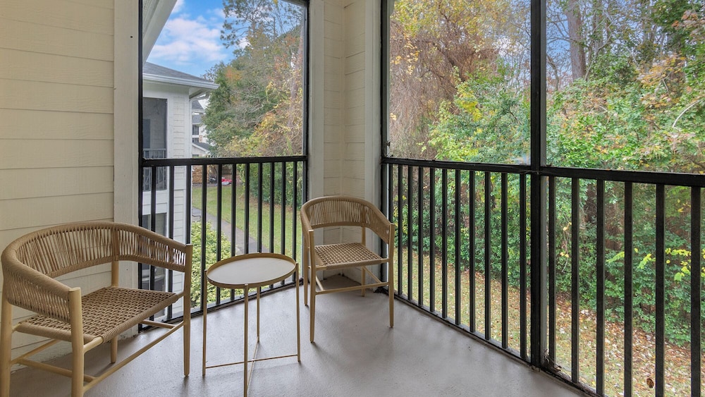 Landing Apartments Jacksonville - Southside