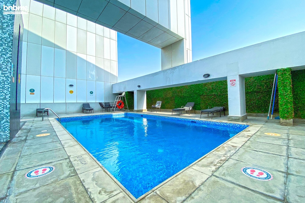 ST-Giovani BTQ-1918 by bnbme homes