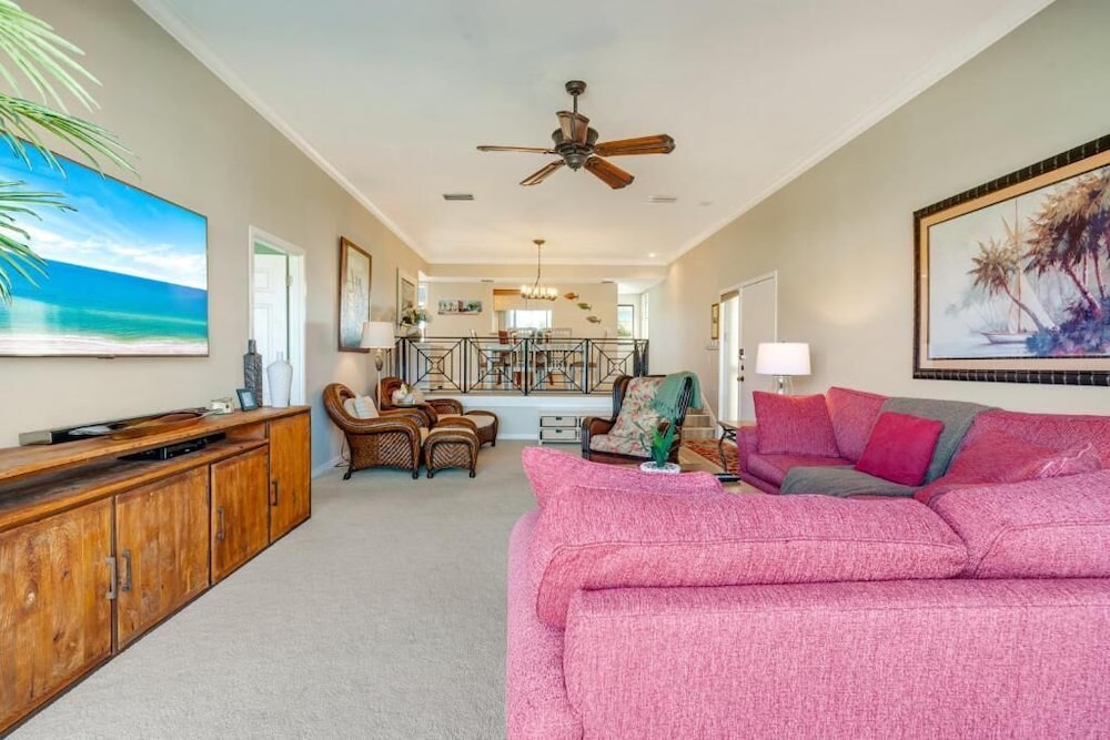 Coastal Lakehouse Condo on Siesta Key Public Beach