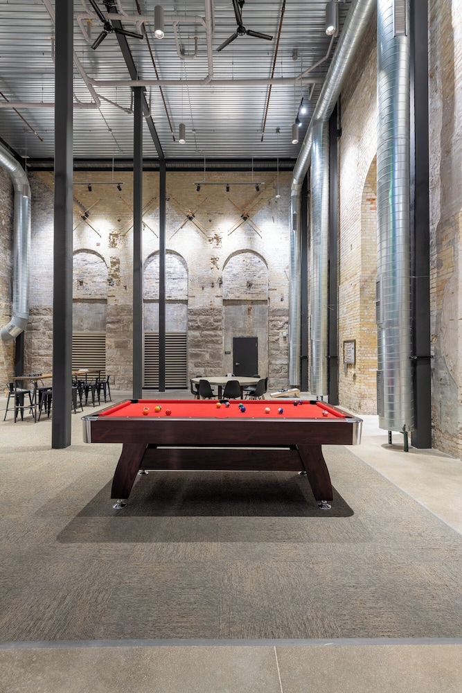 Brewery District Apartment Near Fiserv with Rooftop, Gym, and Parking
