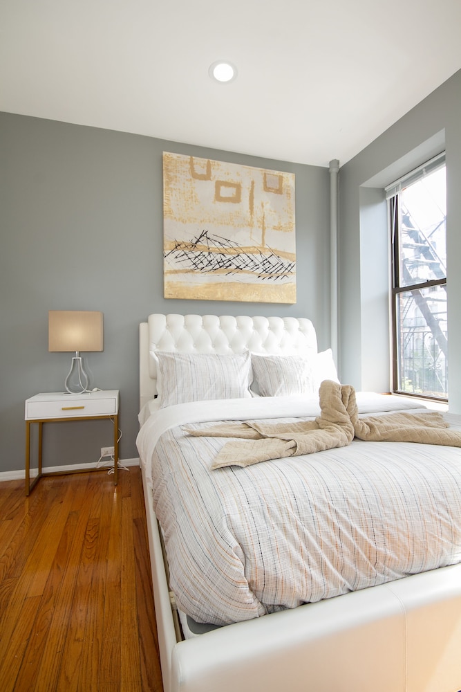 East Village 2 Bedroom Apartments