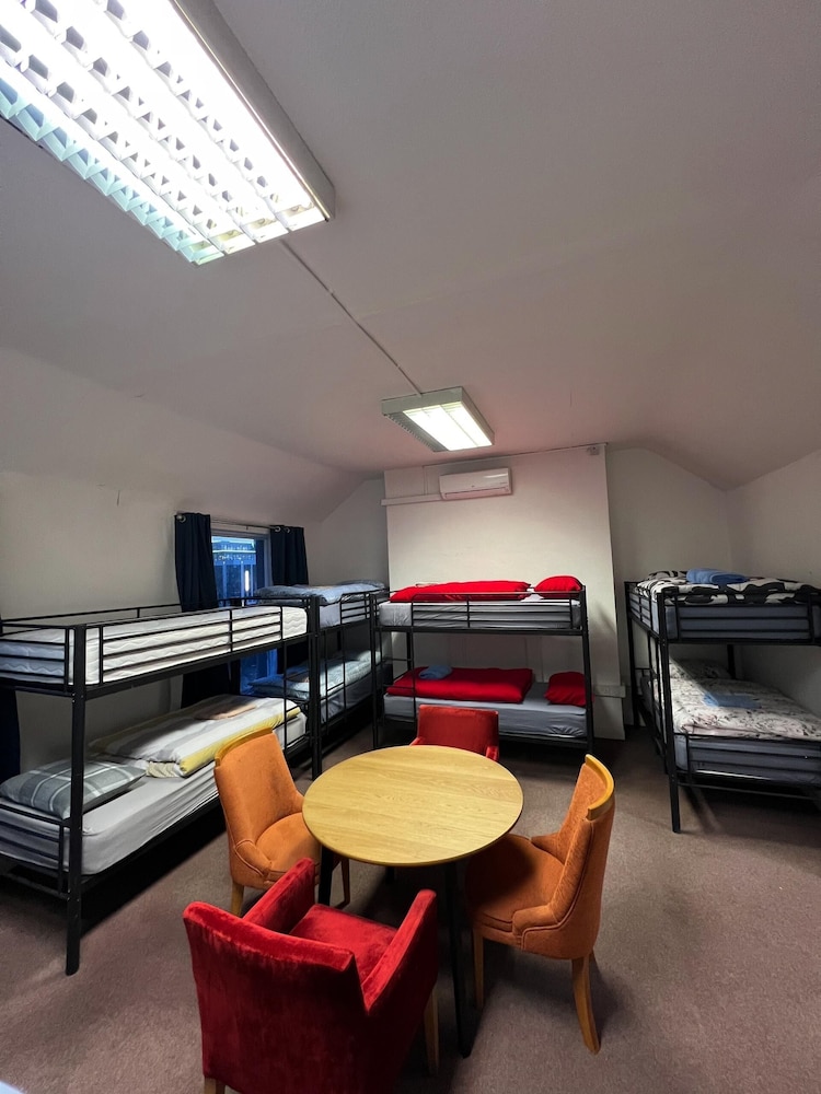 Eden Quay Guesthouse Private Rooms