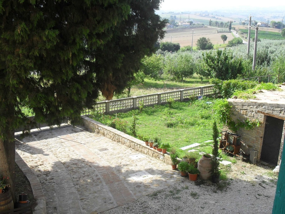 Photo 21