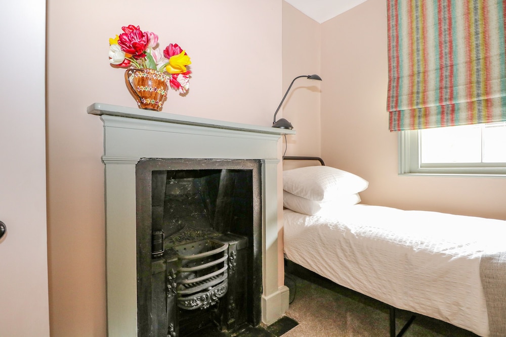 Cliffe Cottage