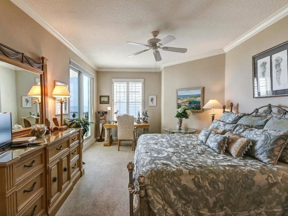 81-ocean-place view 4