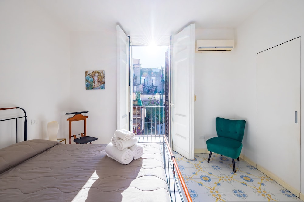 Palazzo Loffredo by Napoliapartments