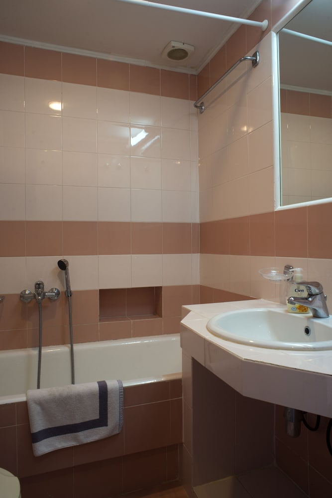 Dionysos Authentic Resort & Village