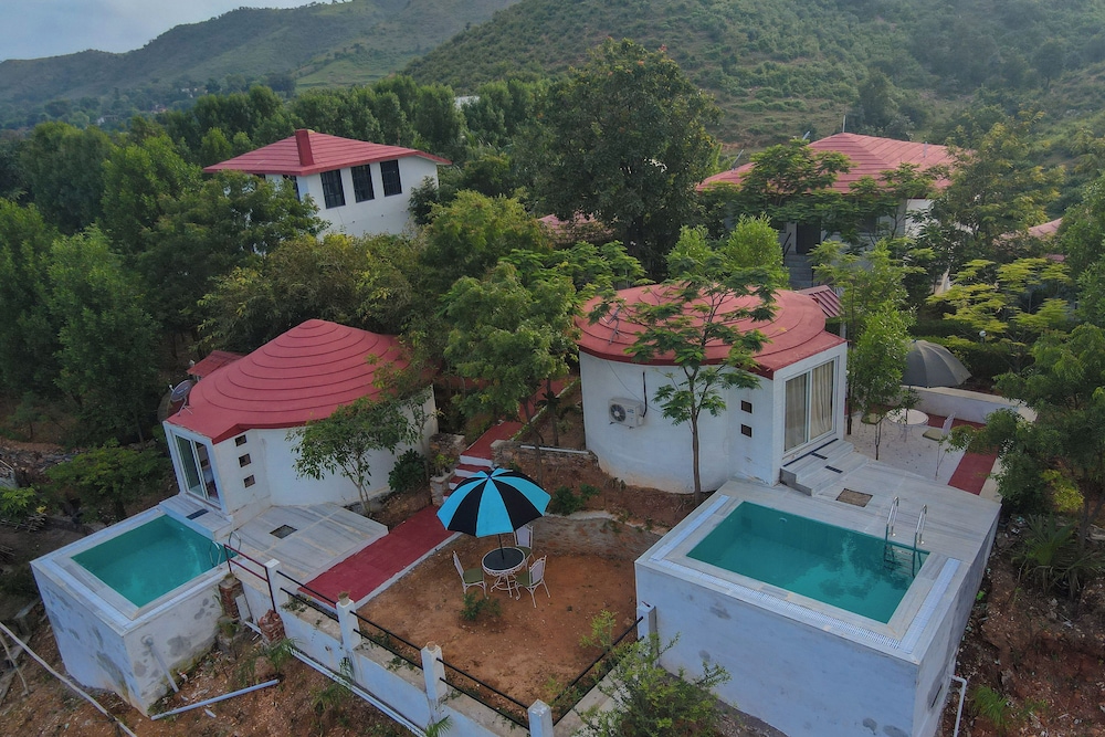 The High Garden Resort