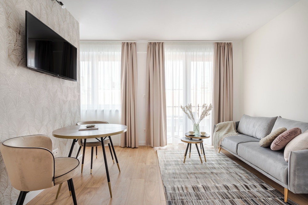 The Rose Garden Apartments