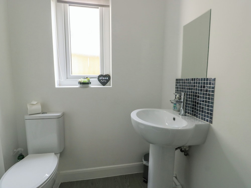 4 Parc Delfryn