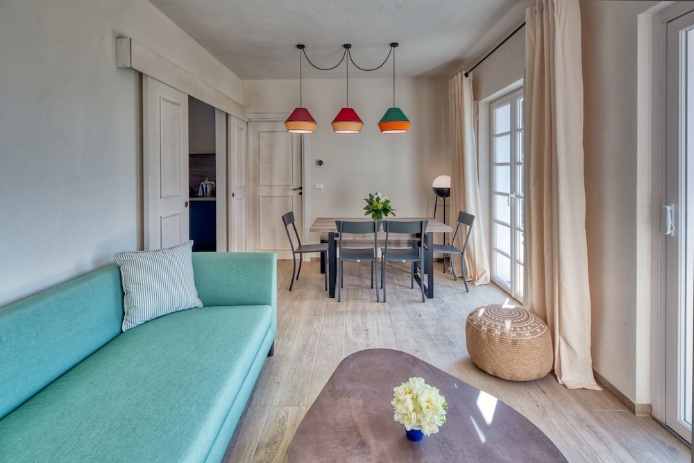 Mirandola Suites