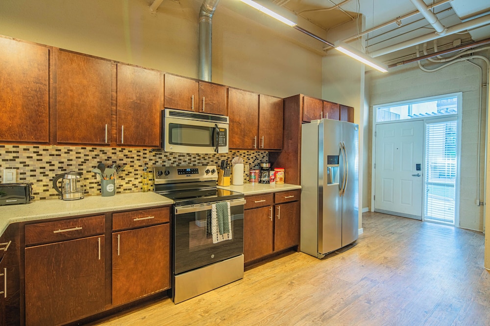 ROVE LIVING/KL - The Fredrick Tempe