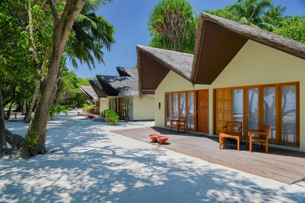 Adaaran Select Huduran Fushi - with 24hrs Premium All Inclusive view 4