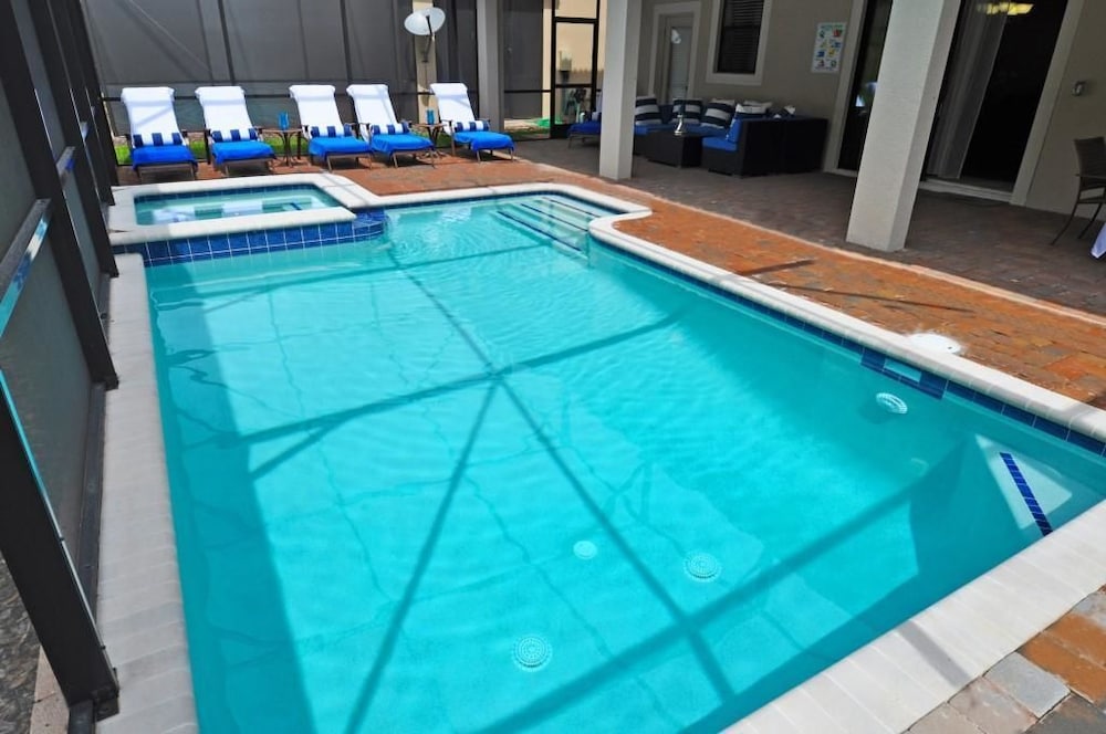 1474 Champions House 8 Bedroom by Florida Star - Image 5