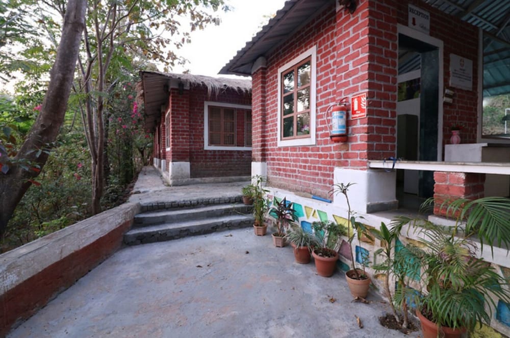 Nature Trails Dabhosa, Jawhar
