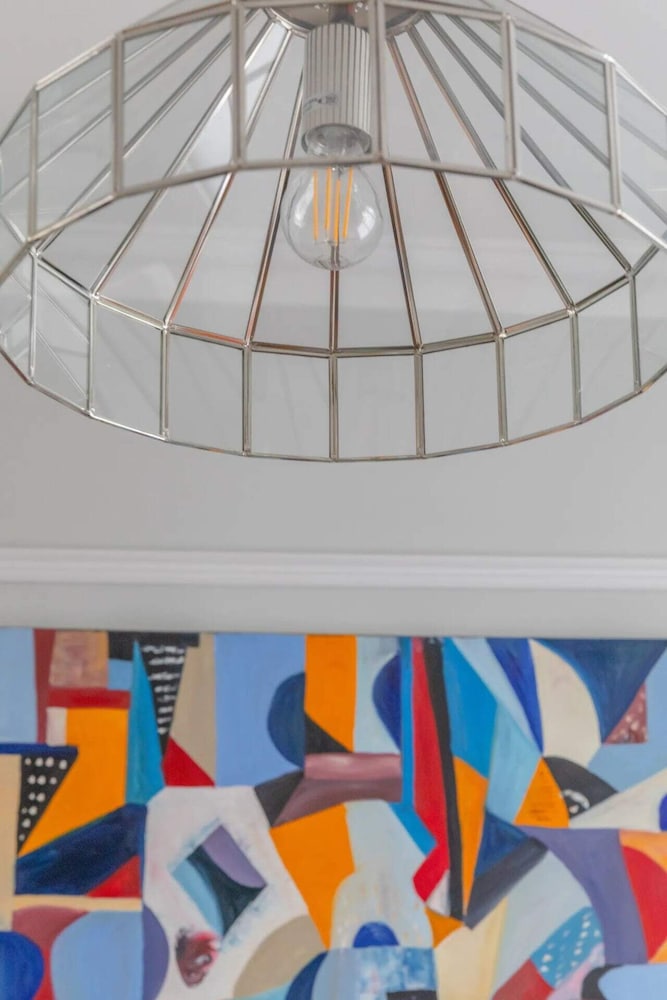 Stylish 2 Bedroom Home in Islington With Garden