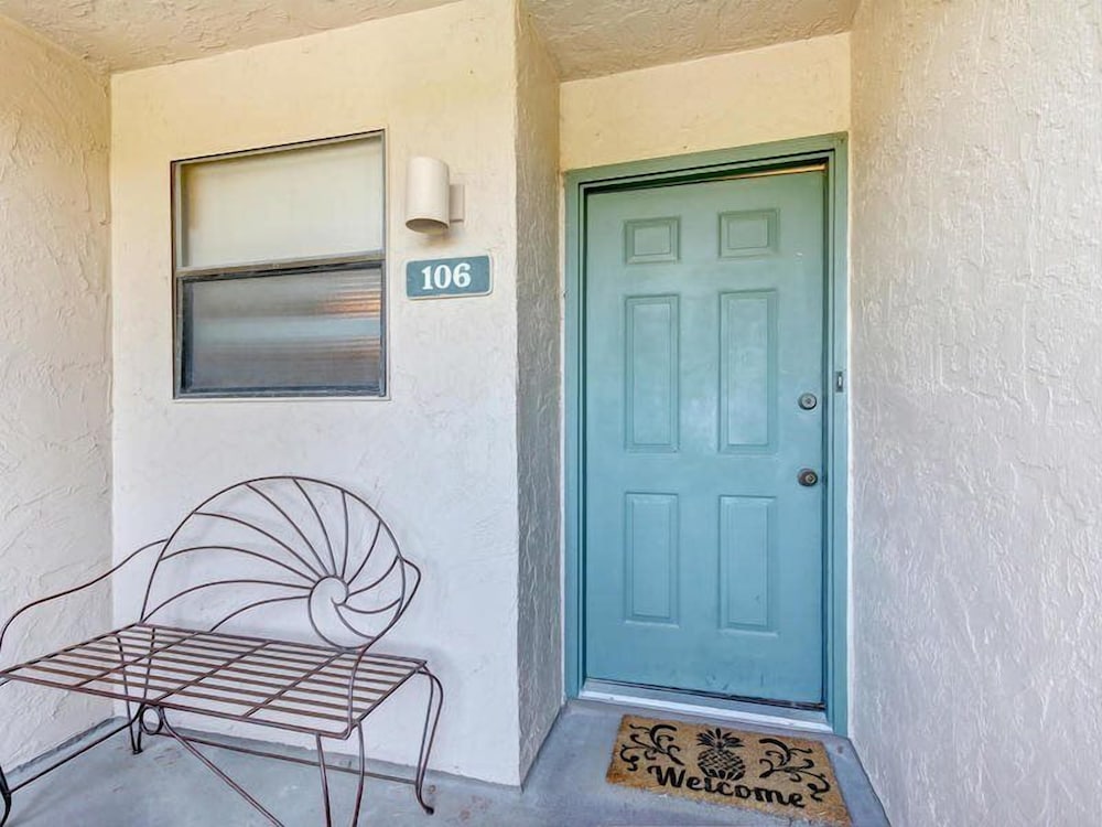 106-sailmaker view 3