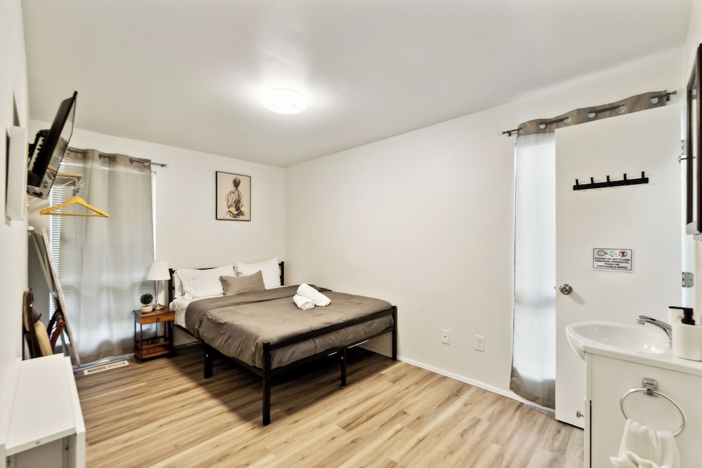 Central Bellevue Guesthouse, photo 29