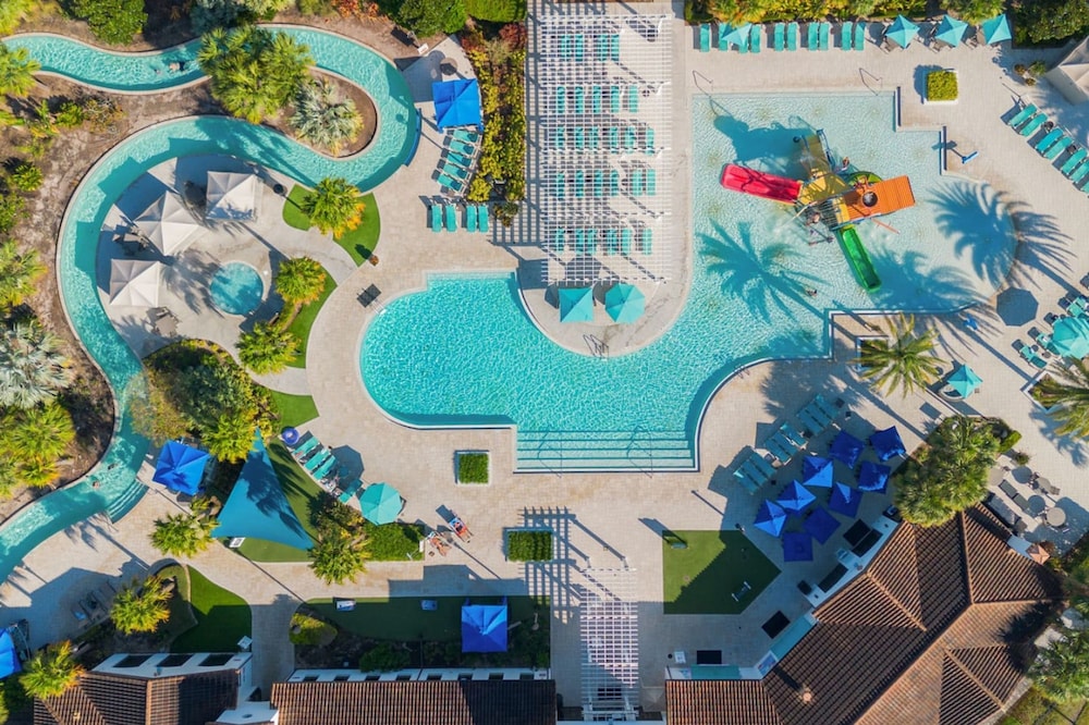 Luxury 5bdr House w Pool - 8863