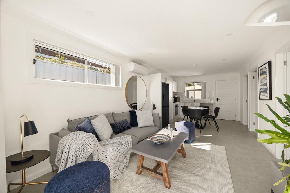 Beachside 2-bed Home in Brighton-le-sand