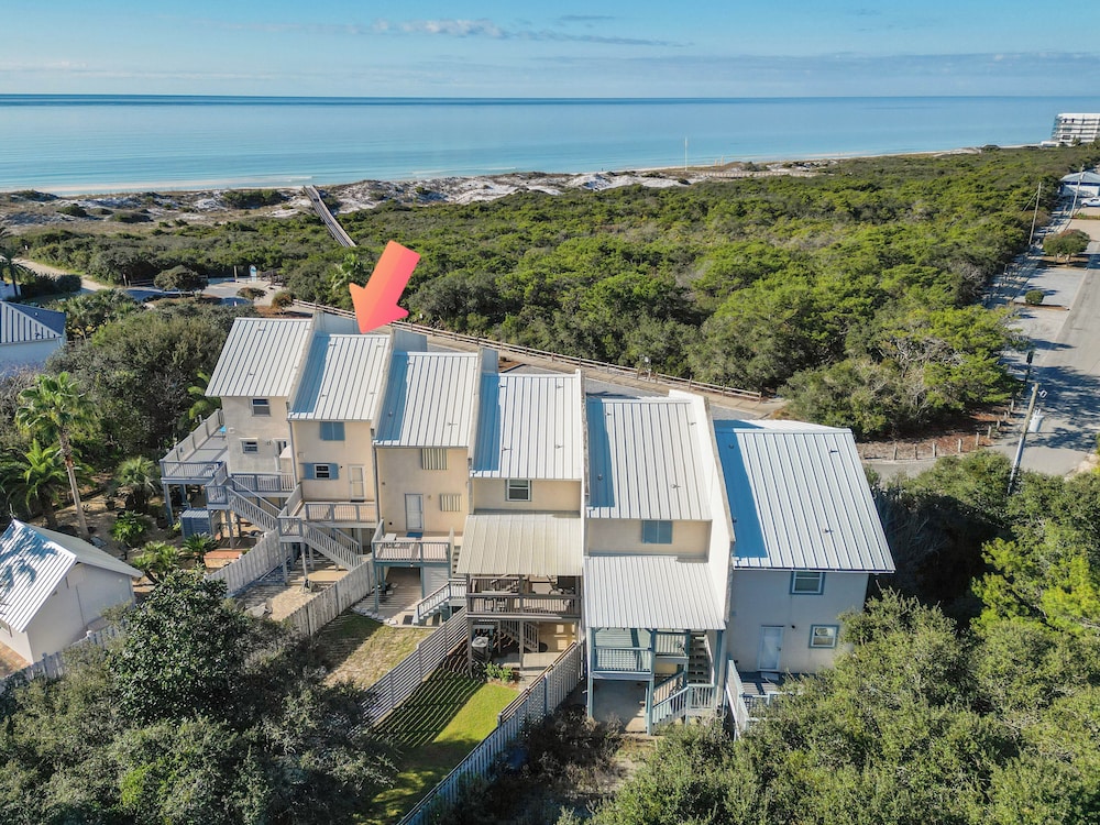 Palm Sounds: Gulf Views & Easy Beach Access!