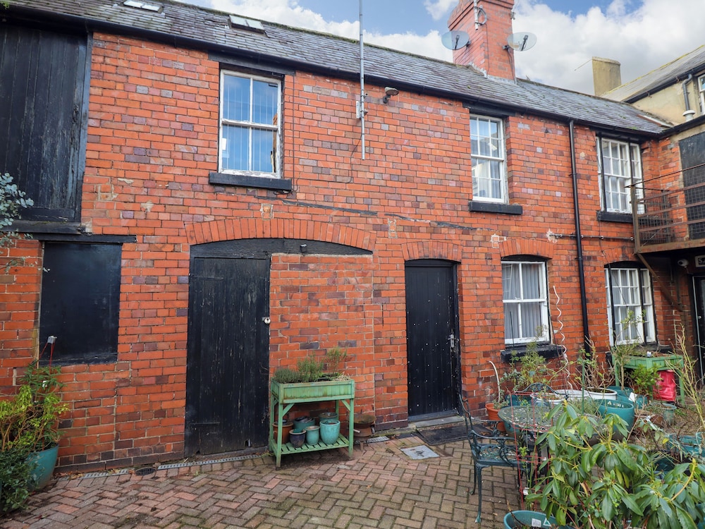 The Courtyard Cottage