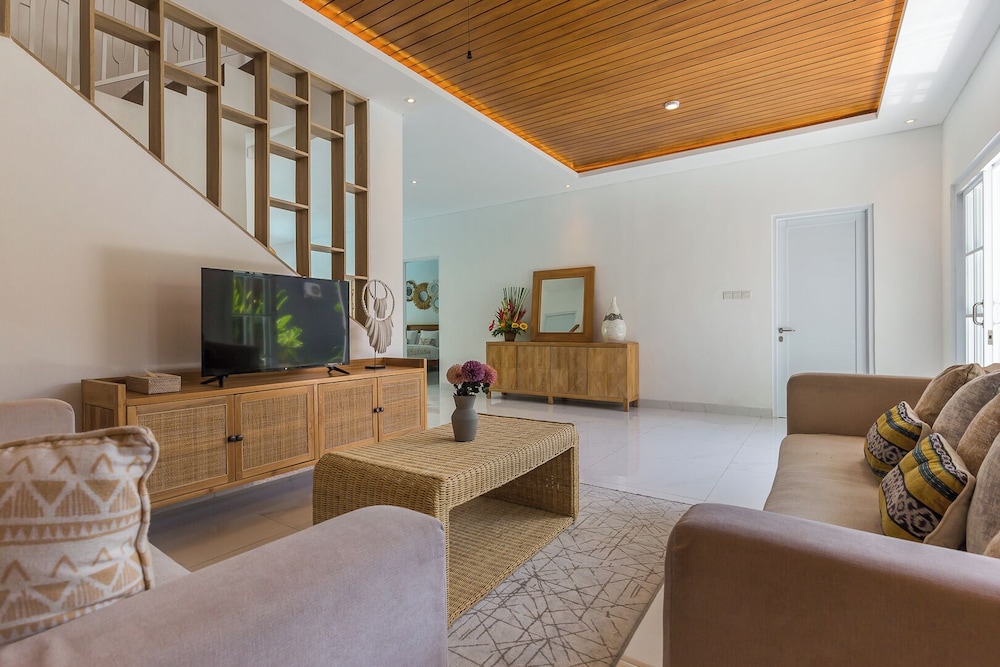 Villa Namo - Private Luxury 3 BR Villa