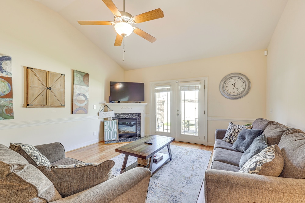 5 Mi to Rocky Mount Mills: Modern Retreat w/ Patio