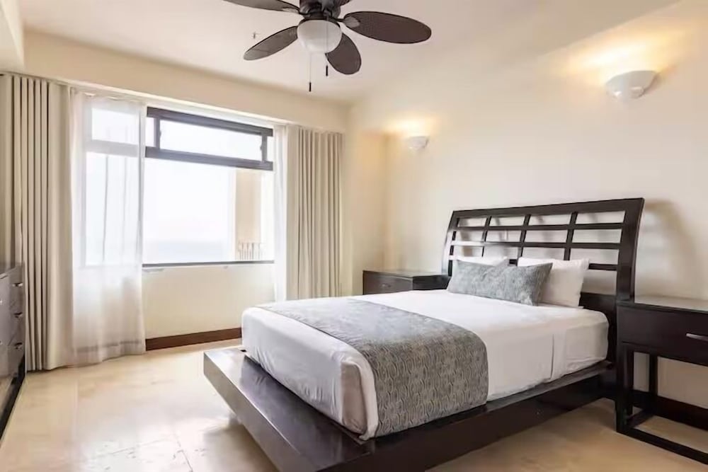 3 Bedroom Condo in Croc's Casino Resort