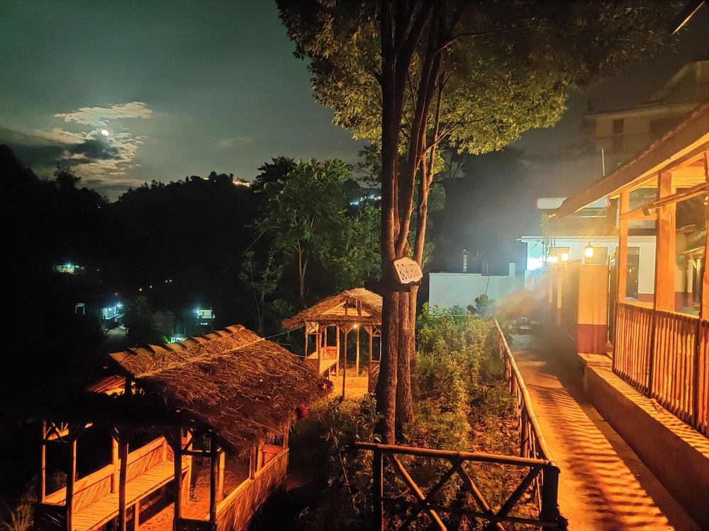 Balthali Heritage Inn