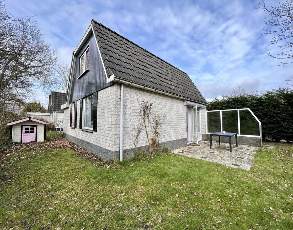 Holiday Bungalow With Wifi Near Beach