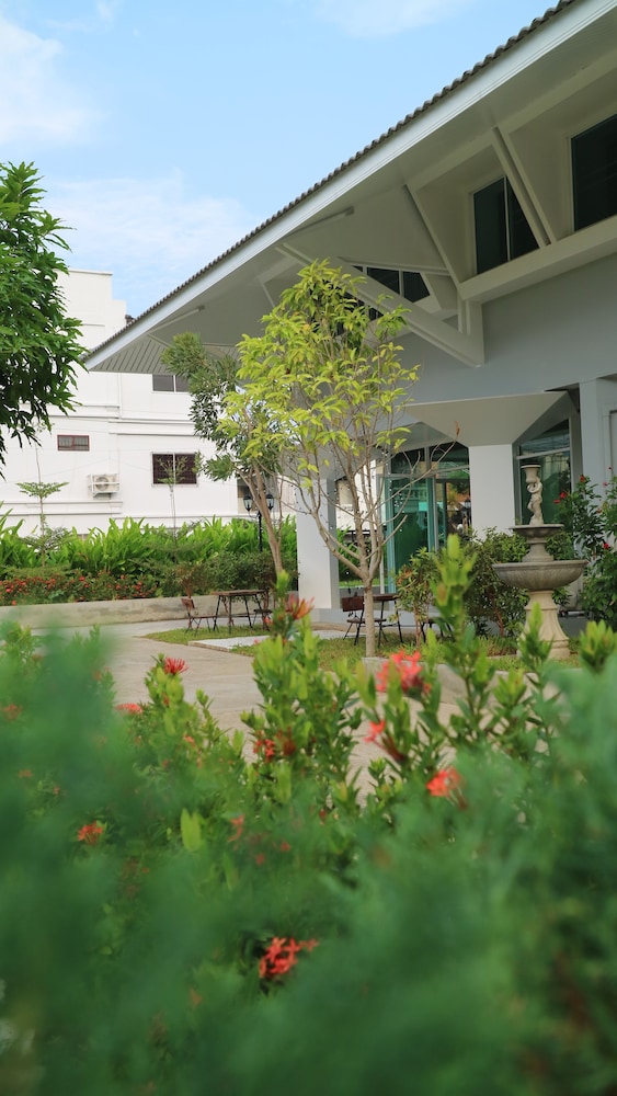 The Restel - Hostel