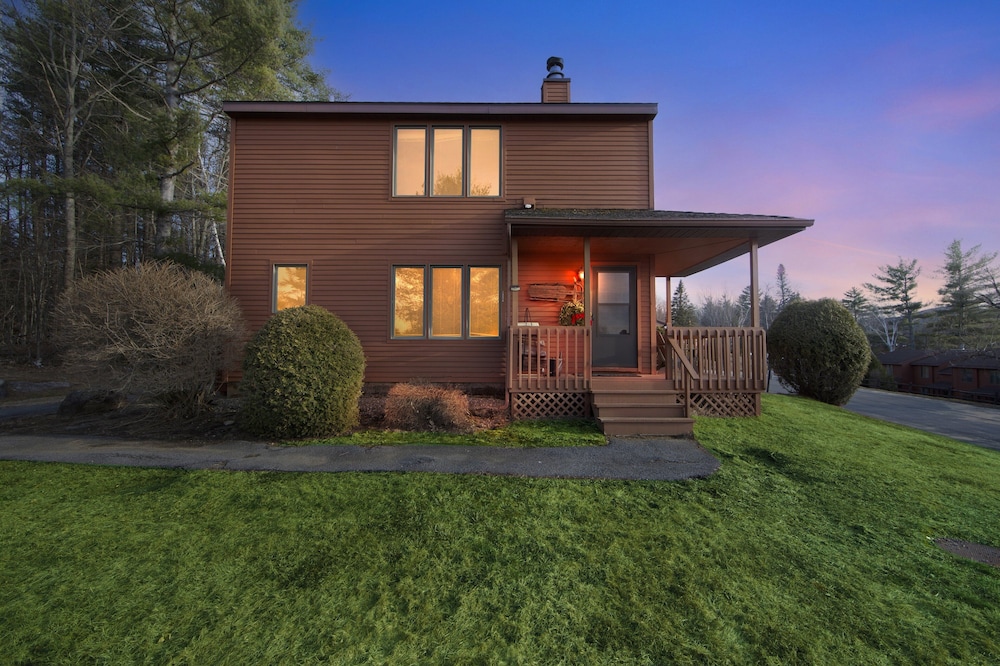Little Cloud 10m Retreat With Adirondack Charm 1 Bedroom Townhouse by The Summit at Gore Mountain