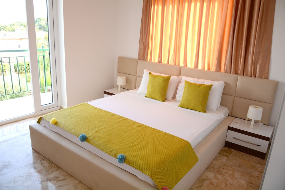 Soral Villa