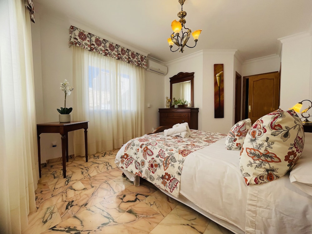 Casa Corazon de Nerja by At Home Costa del sol