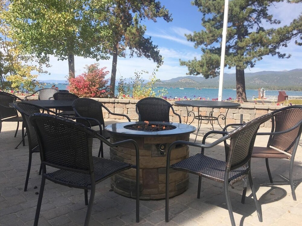 Llc1236 - Lakeside Landing 4 Bedroom Condo
