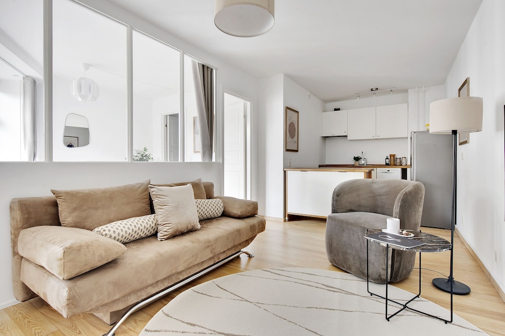 Sanders City - Popular 1-bdr Apt In the Capital view 2